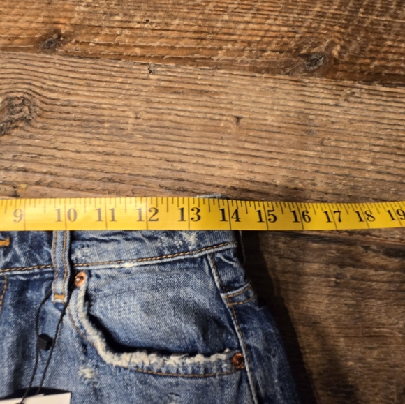 Distressed Zara Blue Denim The HW Short Size 4 - Picture 4 of 9